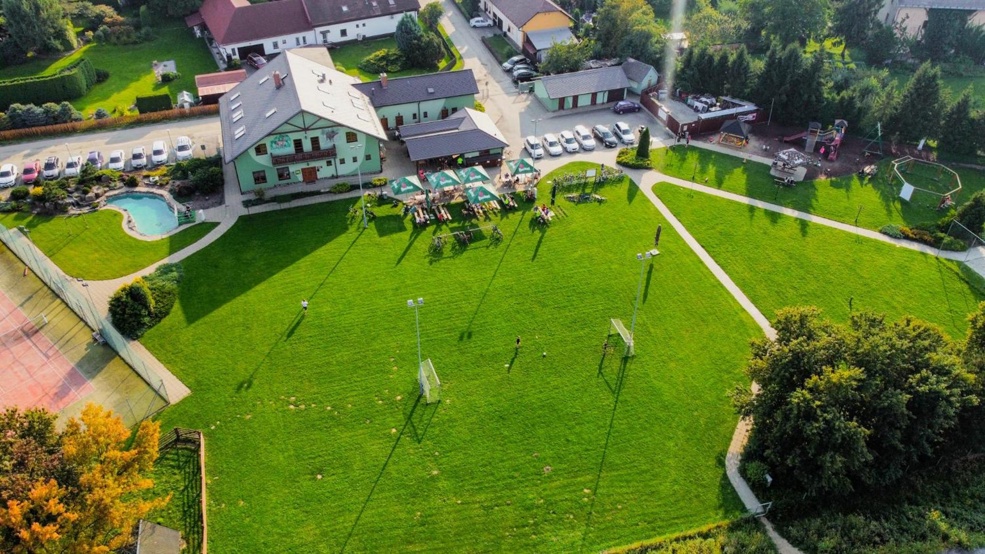 Restaurace a penzion Kamenec Jilešovice Exterior foto